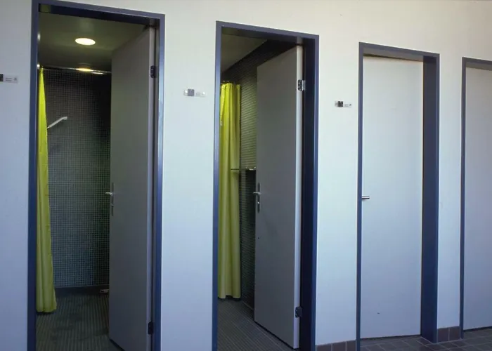 شباب زيوريخ يوث *