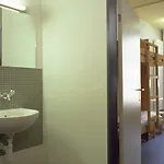 شباب زيوريخ يوث بيت شباب