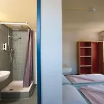 شباب زيوريخ يوث بيت شباب *
