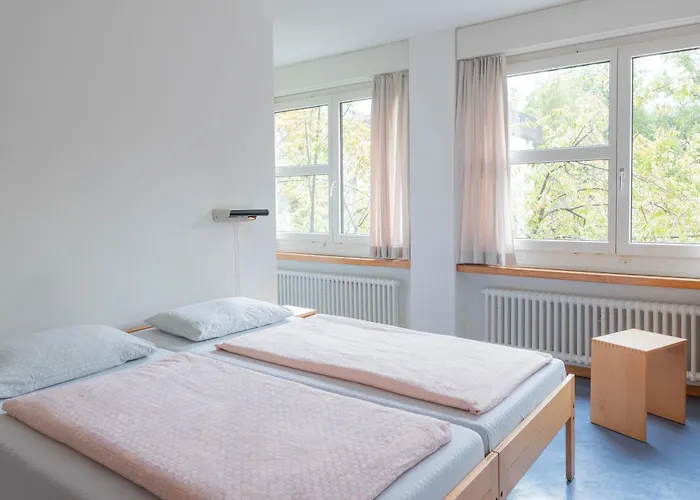 Хостел Youth *